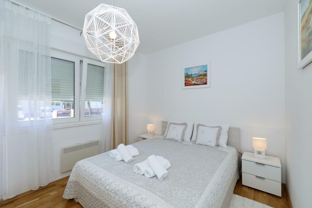 Apriori Apartments - Free Parking Zadar Exteriör bild